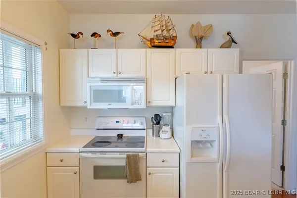 $299,000 | W606 Harbour Towne Drive, Unit W606, Lake Ozark, MO 65049