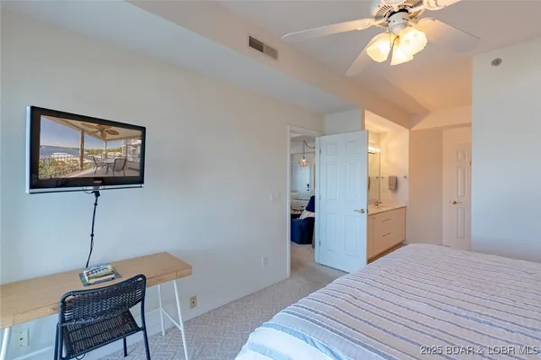 $299,000 | W606 Harbour Towne Drive, Unit W606, Lake Ozark, MO 65049