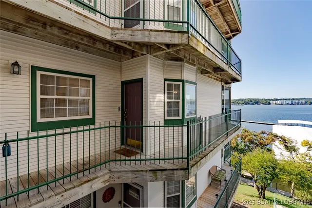 $299,000 | W606 Harbour Towne Drive, Unit W606, Lake Ozark, MO 65049