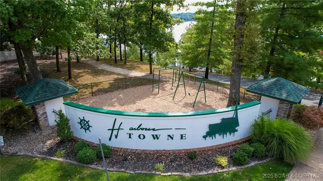 $299,000 | W606 Harbour Towne Drive, Unit W606, Lake Ozark, MO 65049
