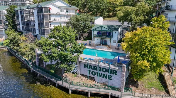 $299,000 | W606 Harbour Towne Drive, Unit W606, Lake Ozark, MO 65049