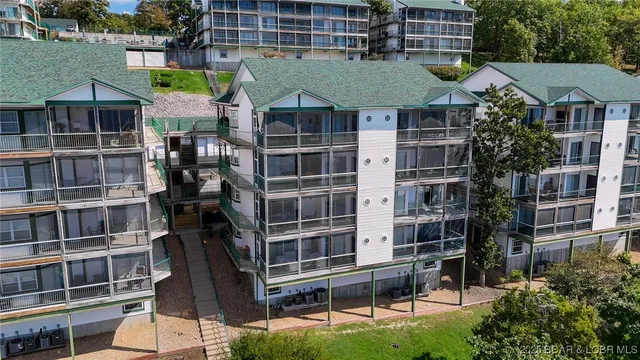 $299,000 | W606 Harbour Towne Drive, Unit W606, Lake Ozark, MO 65049