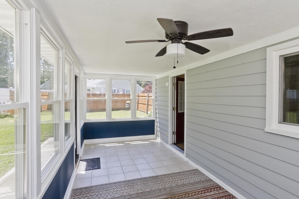 101 Old Farm Road Springfield, MA 01119 - Photo 22 of 33