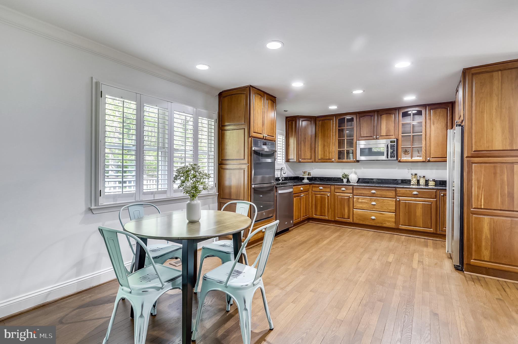 1173 Parrish Place Arnold, MD 21012 - Photo 26 of 85 Kitchen, great windows
