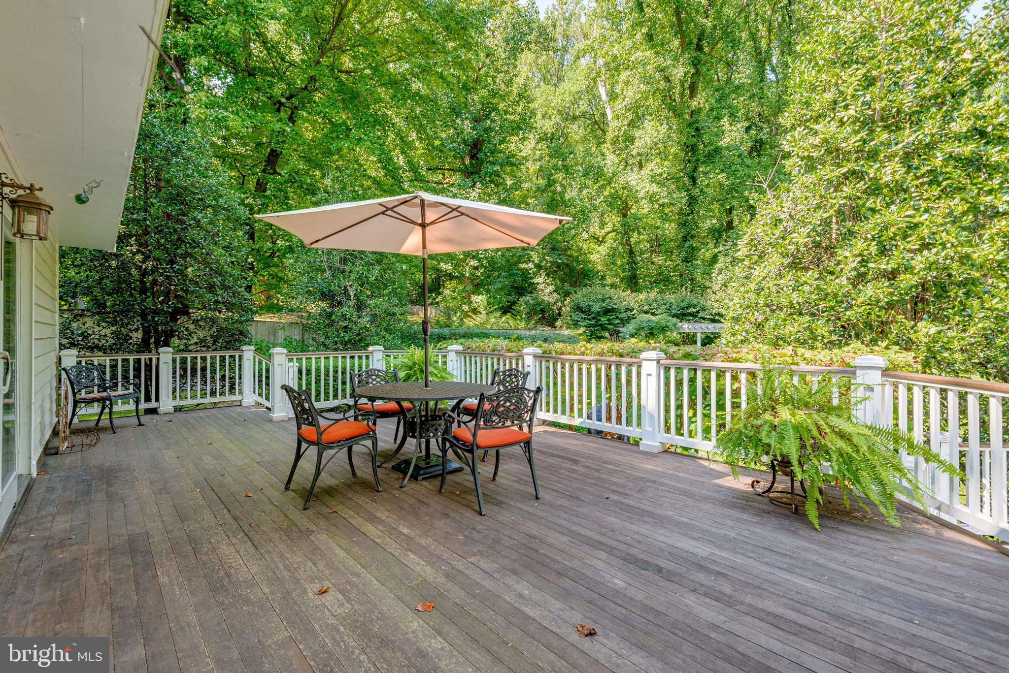 1173 Parrish Place Arnold, MD 21012 - Photo 34 of 85 Deck off of Kitchen/family room