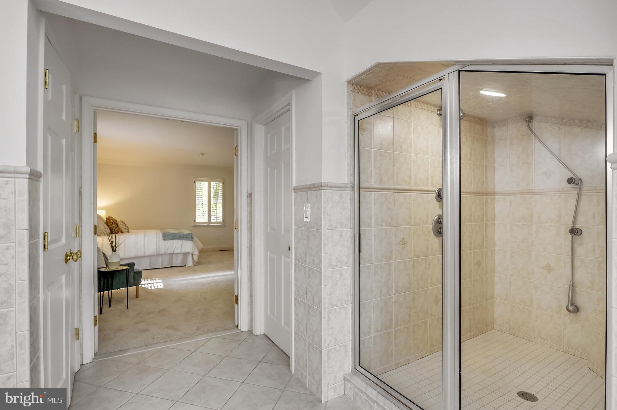 1173 Parrish Place Arnold, MD 21012 - Photo 42 of 85 Primary Ensuite bath