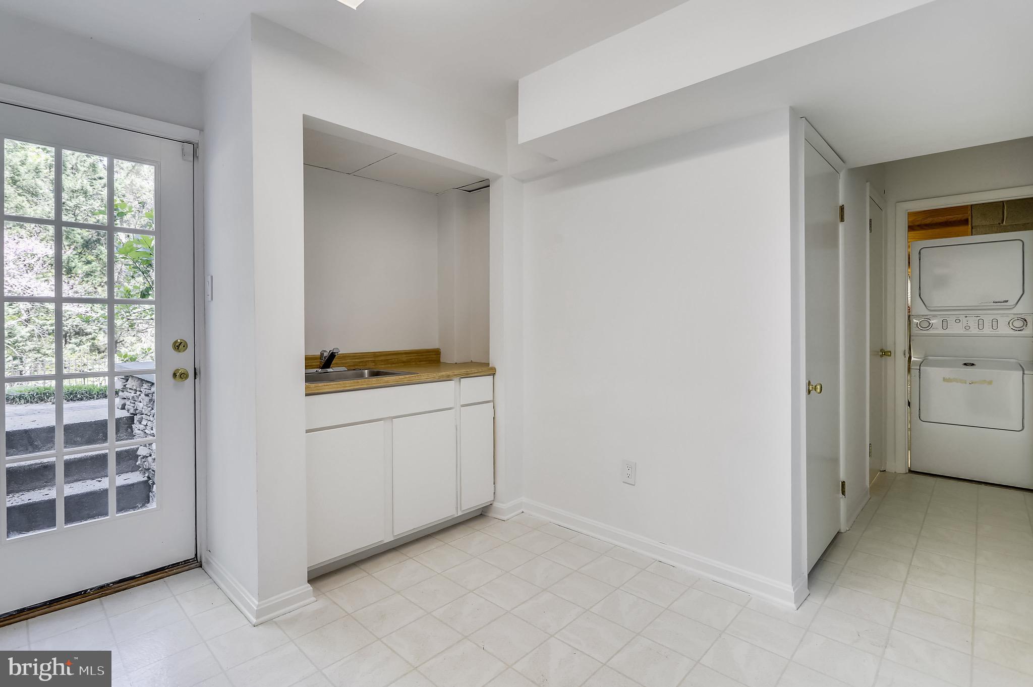 1173 Parrish Place Arnold, MD 21012 - Photo 53 of 85 Kitchenette & laundry w/ Full Bath in Lower Level