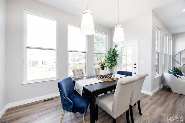 $525,000 | 804 Grand Prairie Drive, Waterloo, IL 62298