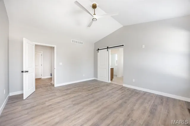 $525,000 | 804 Grand Prairie Drive, Waterloo, IL 62298