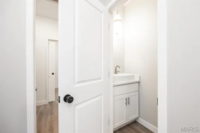 $525,000 | 804 Grand Prairie Drive, Waterloo, IL 62298