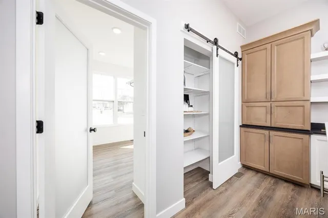 $525,000 | 804 Grand Prairie Drive, Waterloo, IL 62298