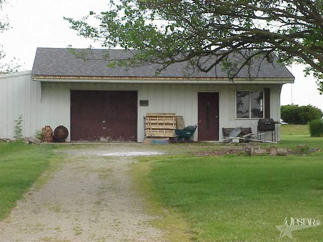 2981 East 800 North Decatur, IN 46733 - Photo 2 of 3