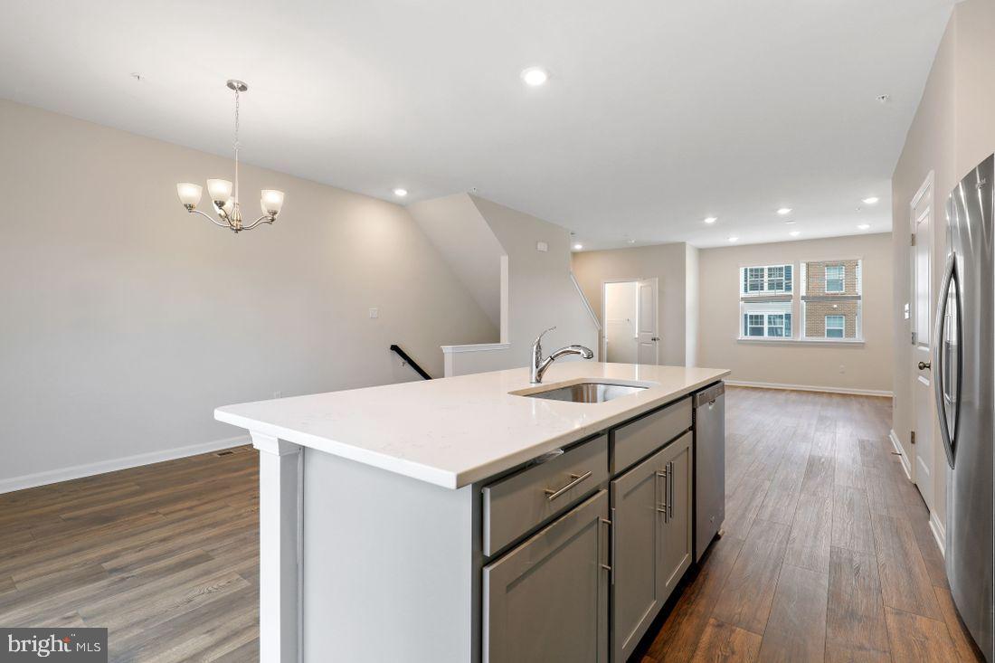 8801 Crossbill Road Clinton, MD 20735 - Photo 11 of 34 Gallery Image 11