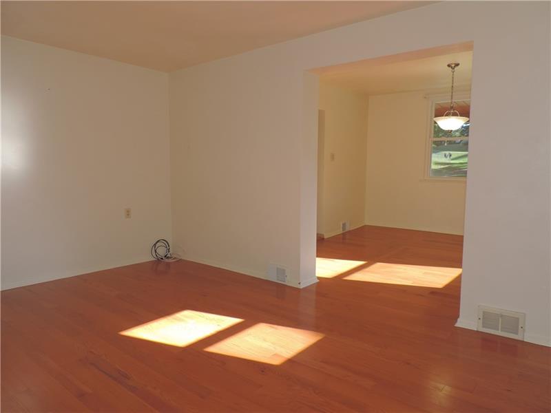 505 Farneth Road New Kensington, PA 15068 - Photo 8 of 24 Gallery Image 8