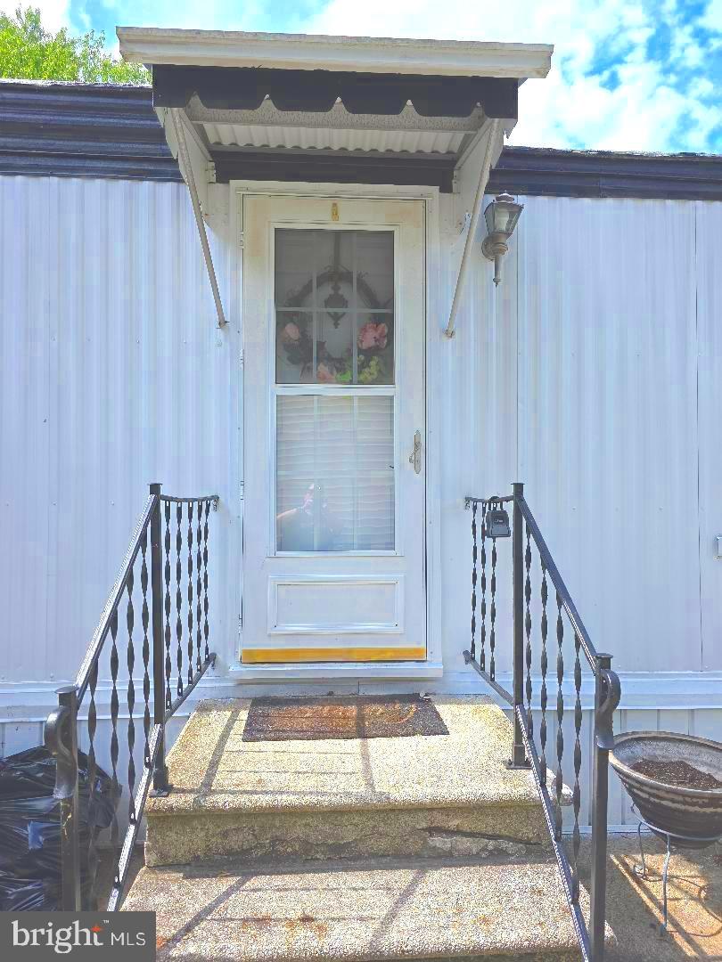 1762 Crown Point Road, Unit 2310B West Deptford, NJ 08086 - Photo 13 of 39 a view of entryway