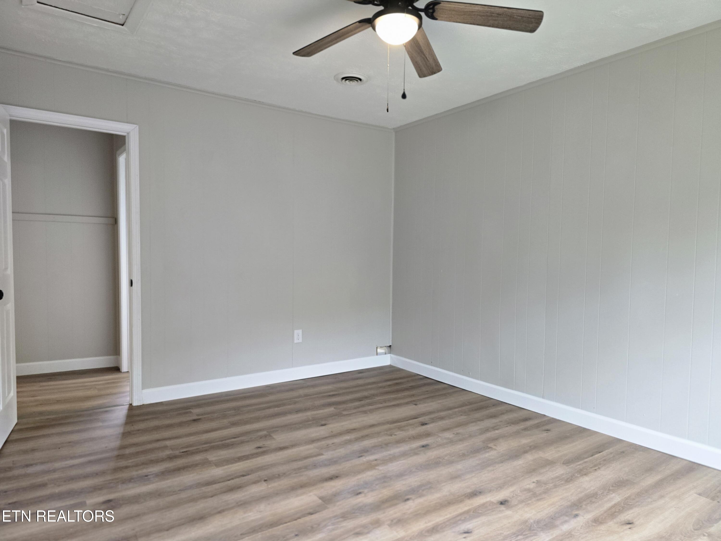 281 Parliament Road Harrogate, TN 37752 - Photo 29 of 38 20260522_171205
