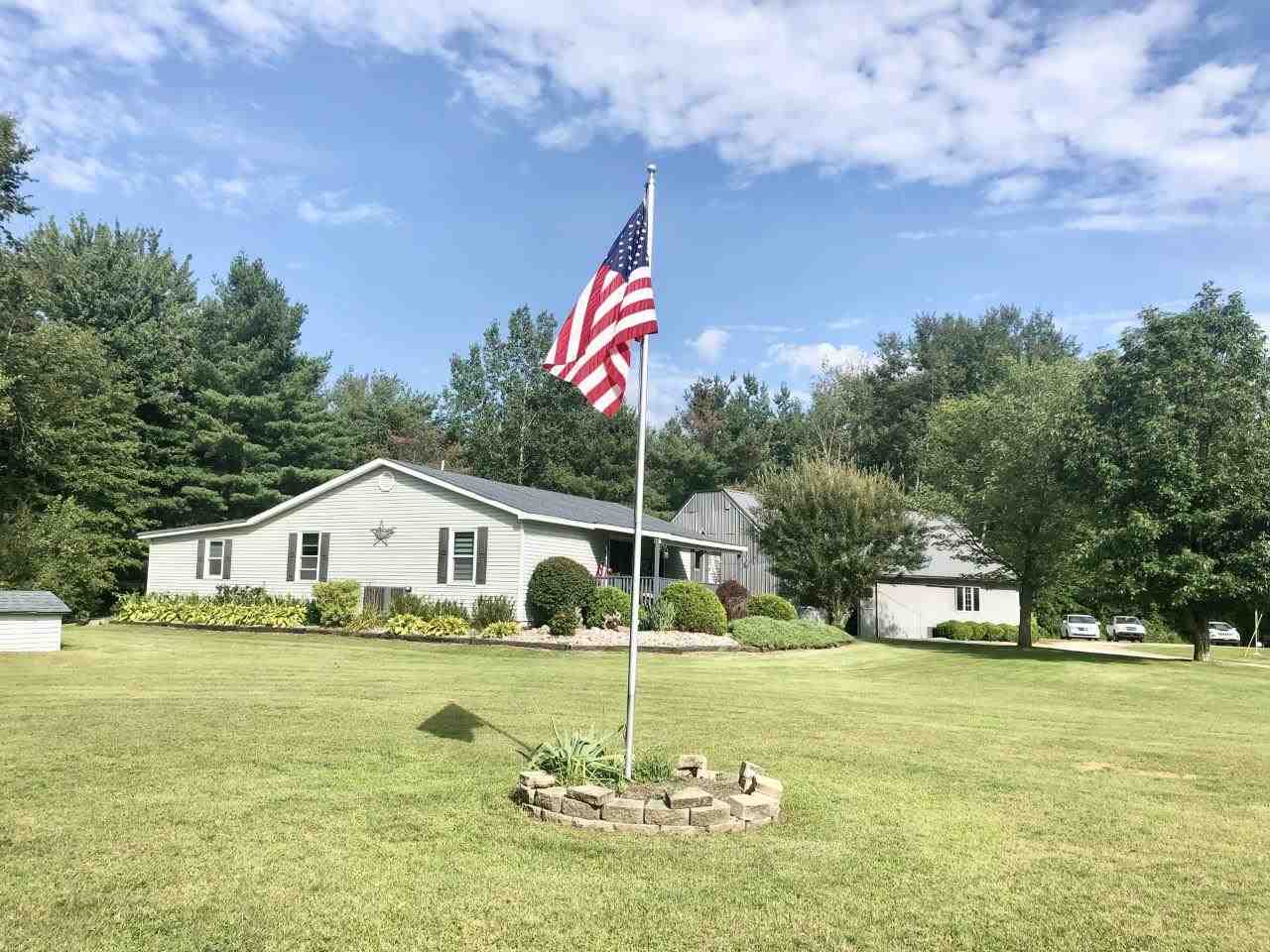 4566 North Lewis Road Coleman, MI 48618 - Photo 1 of 31