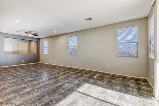 $465,000 | 700 Sea Coast Drive, Henderson, NV 89002