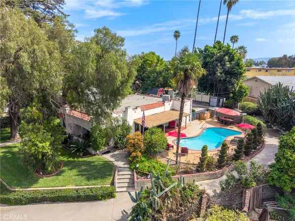 an aerial view of multiple house
