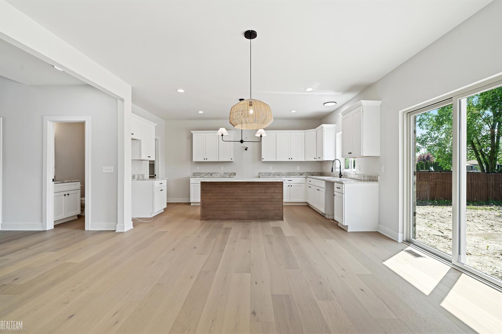 52385 Sass Road New Baltimore, MI 48047 - Photo 14 of 39 50152733-674E2FC4-6796-4AC4-ADD2-D1B37457C22A.JPG
