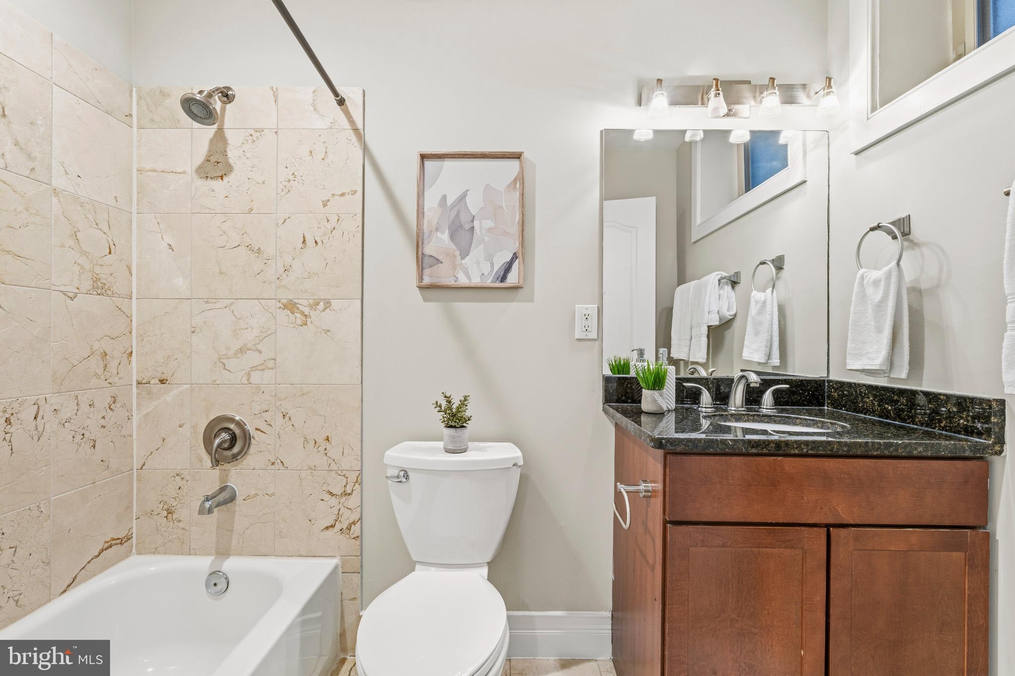 1321 Euclid Street Northwest, Unit T1 Washington, DC 20009 - Photo 21 of 24