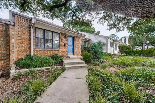 $2,250 | 13618 Brookgreen Drive, Dallas, TX 75240