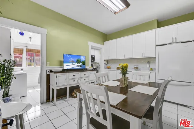 $1,450,000 | 1462 Sunset Boulevard, Los Angeles, CA 90026