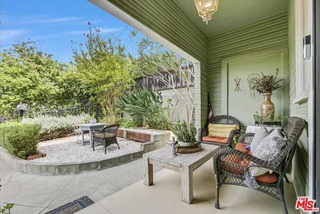 $1,450,000 | 1462 Sunset Boulevard, Los Angeles, CA 90026