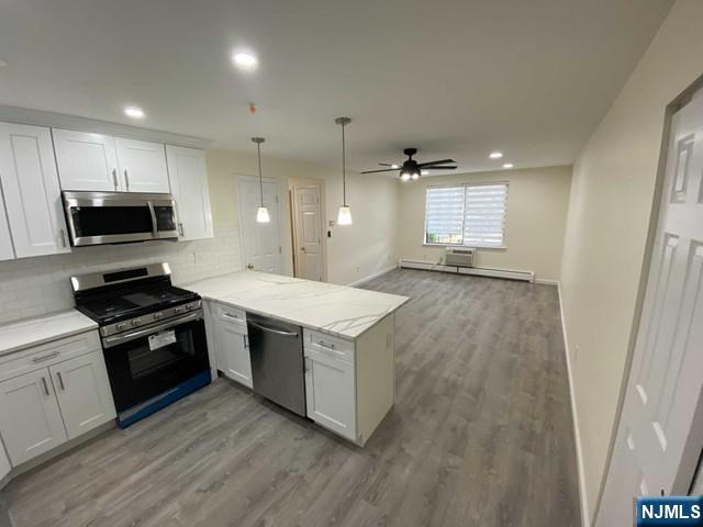 2002 Hawthorne Lane Mahwah, NJ 07430 - Photo 3 of 21
