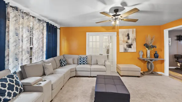 $323,999 | 619 Forrest Road, Warsaw, NC 28398