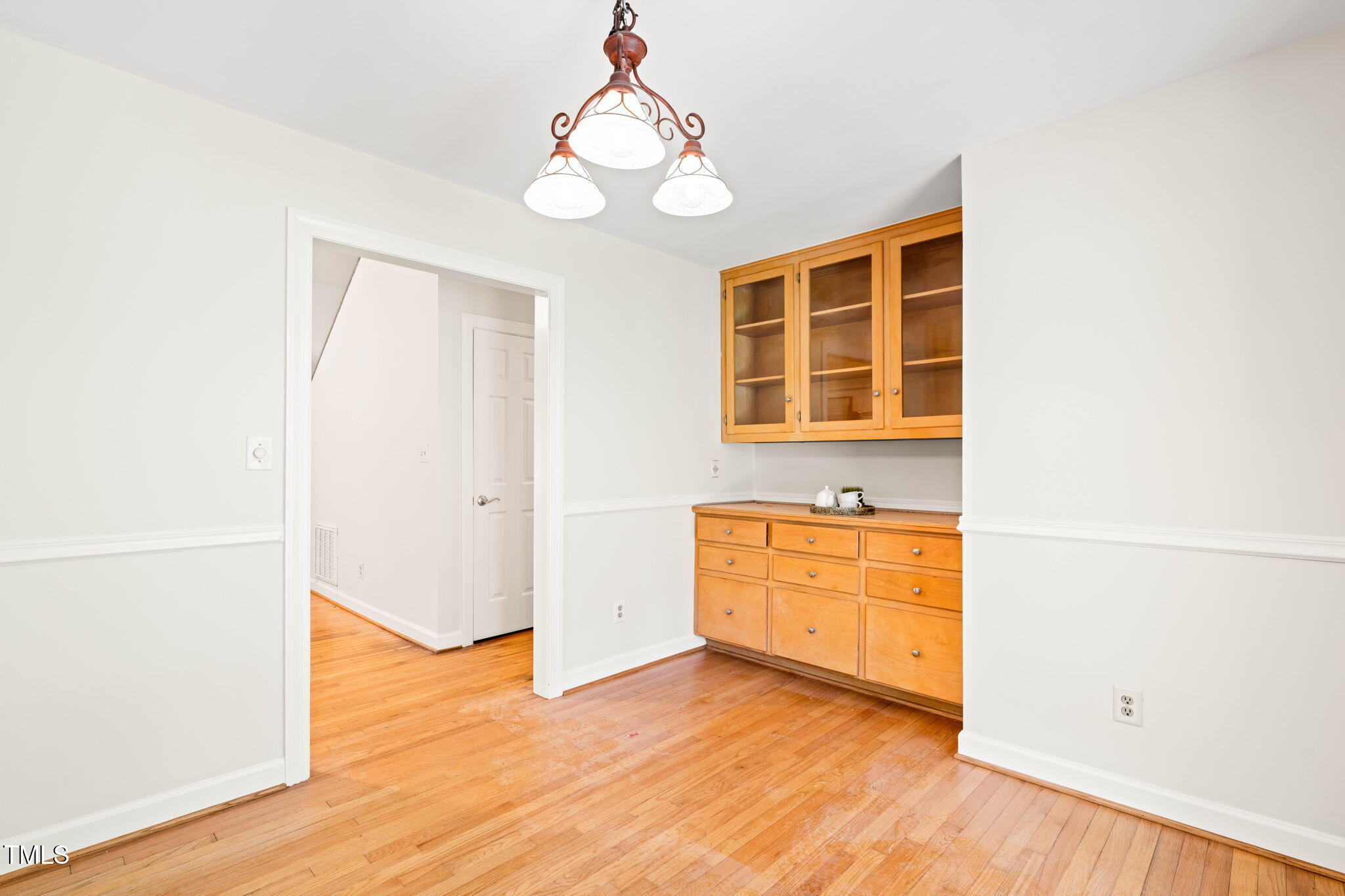 4500 Lancashire Drive Raleigh, NC 27613 - Photo 9 of 41 9-web-or-mls-untitled-19