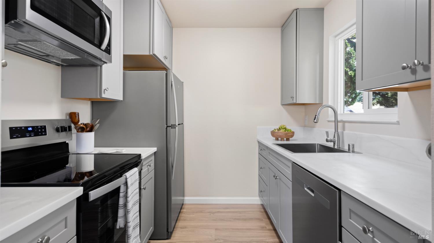 1305 Southwest Boulevard, Unit A Rohnert Park, CA 94928 - Photo 7 of 26