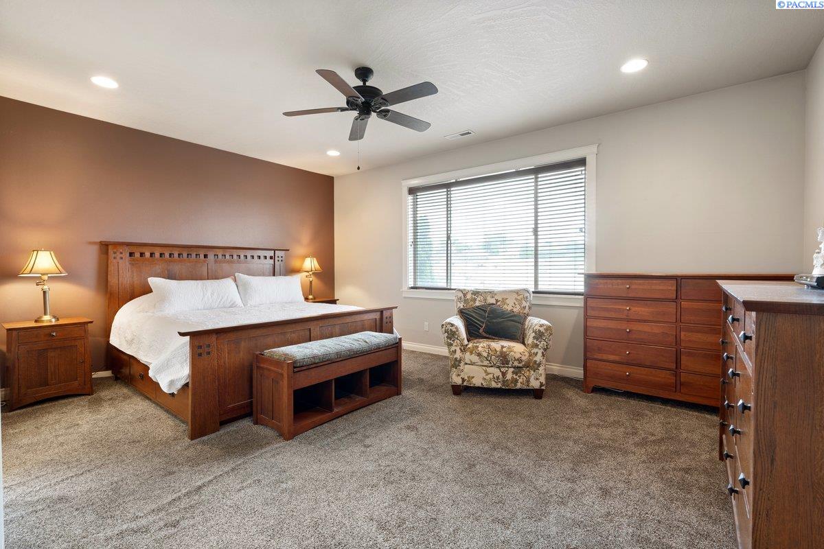 275 Canyon Rim Court Richland, WA 99352 - Photo 23 of 33 Gallery Image 23