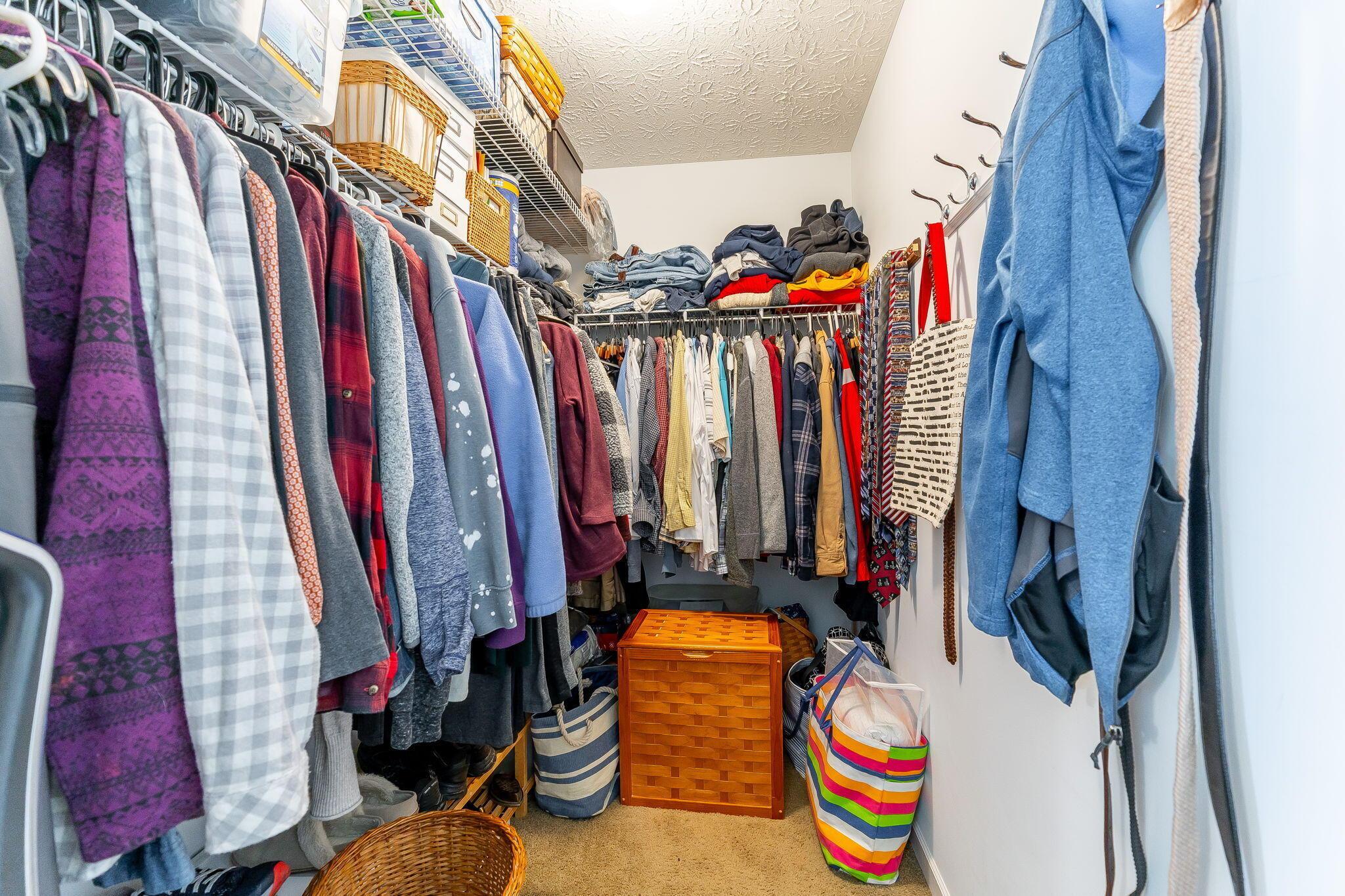 7995 Rodebaugh Road Reynoldsburg, OH 43068 - Photo 28 of 67 Large walk-in closet
