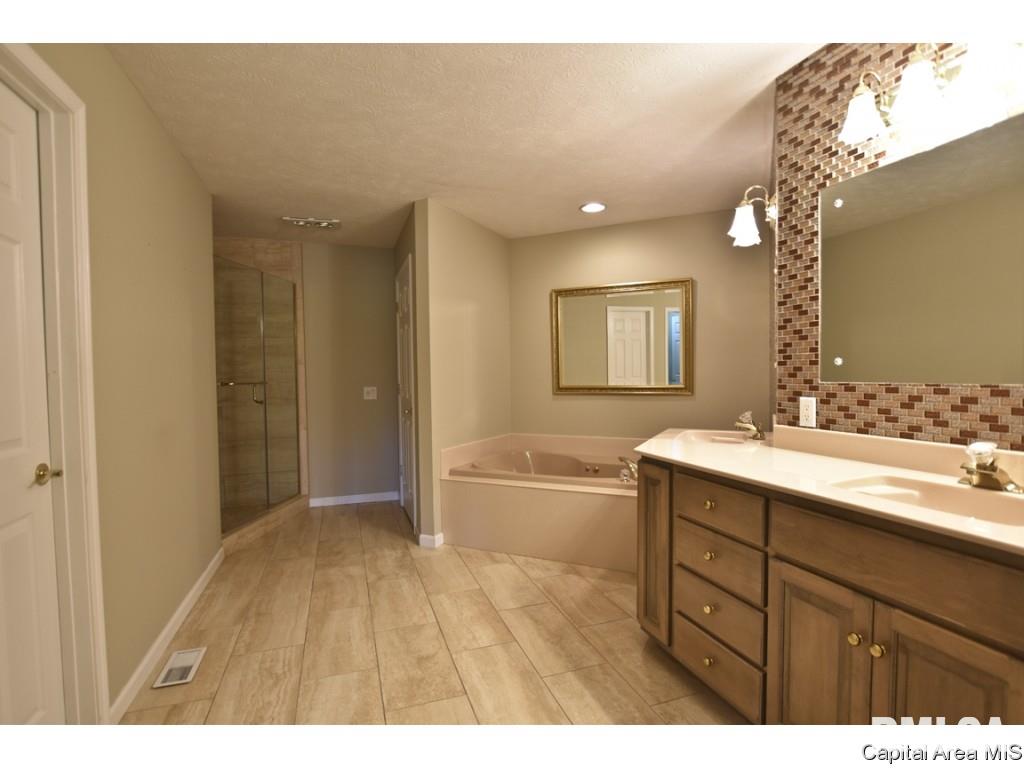 2516 Chicory Drive Springfield, IL 62711 - Photo 20 of 36 Gallery Image 20