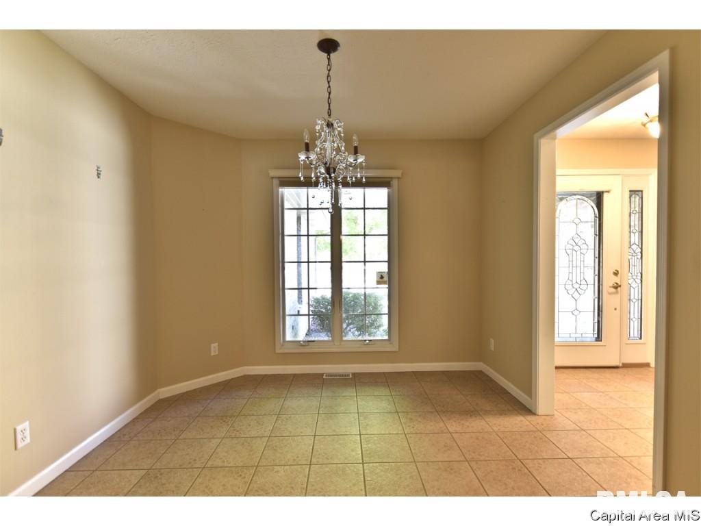 2516 Chicory Drive Springfield, IL 62711 - Photo 3 of 36 Gallery Image 3