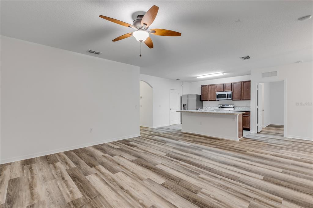 353 Admiralty Court Edgewater, FL 32141 - Photo 15 of 56