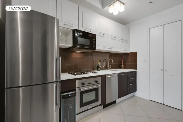 $4,700 | 143 West 30th Street, Unit 10A | Chelsea