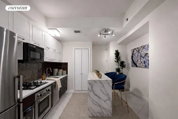 $4,700 | 143 West 30th Street, Unit 10A | Chelsea