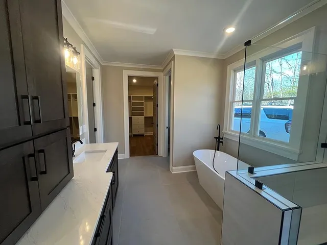 $1,200,000 | 526 Spring Place Road Northeast, White, GA 30184