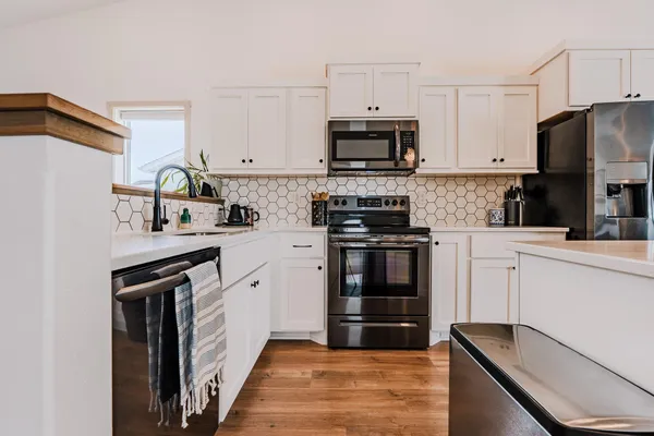 $415,000 | 5230 10th Street West, West Fargo, ND 58078