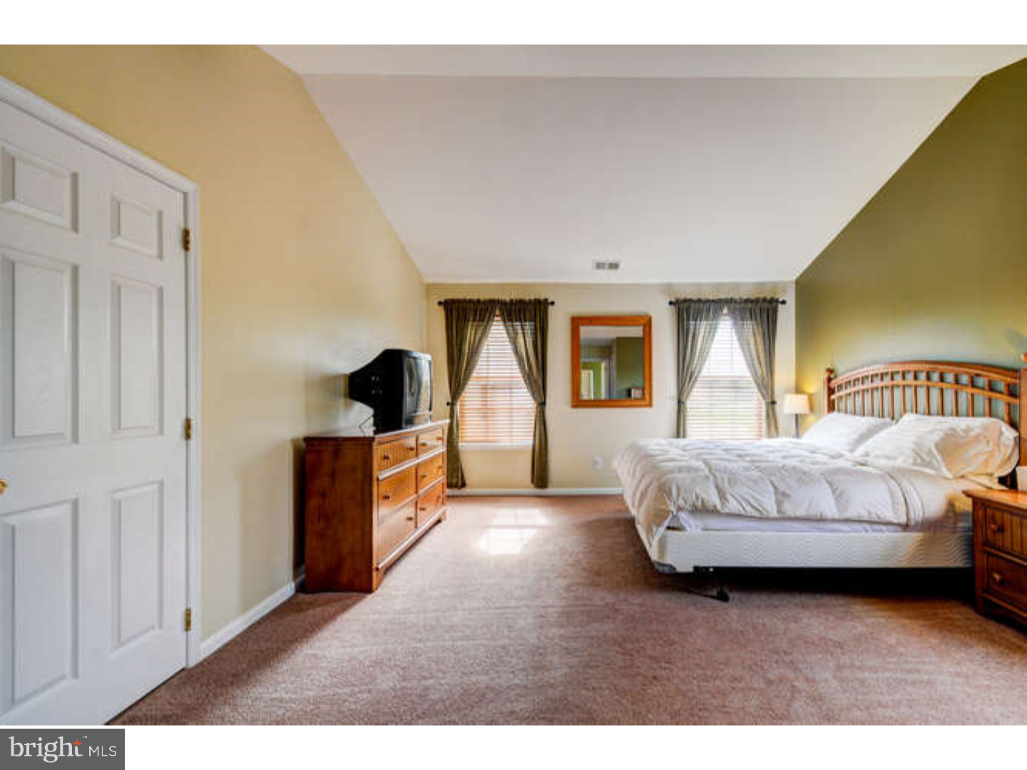 1 Greenbrook Drive Columbus, NJ 08022 - Photo 20 of 25