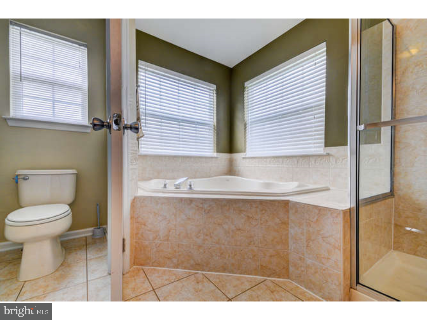 1 Greenbrook Drive Columbus, NJ 08022 - Photo 21 of 25