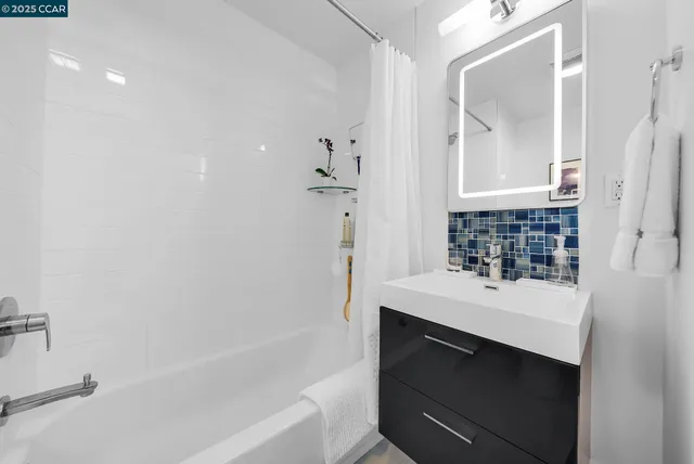 $524,888 | 1515 15th Street, Unit 501, San Francisco, CA 94103