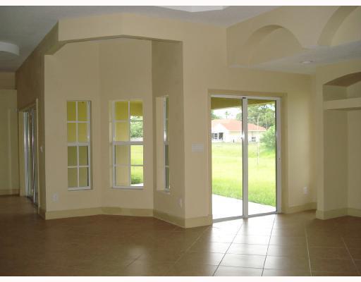 2581 Southwest Fair Isle Road Port St. Lucie, FL 34987 - Photo 7 of 13 Additional Photo