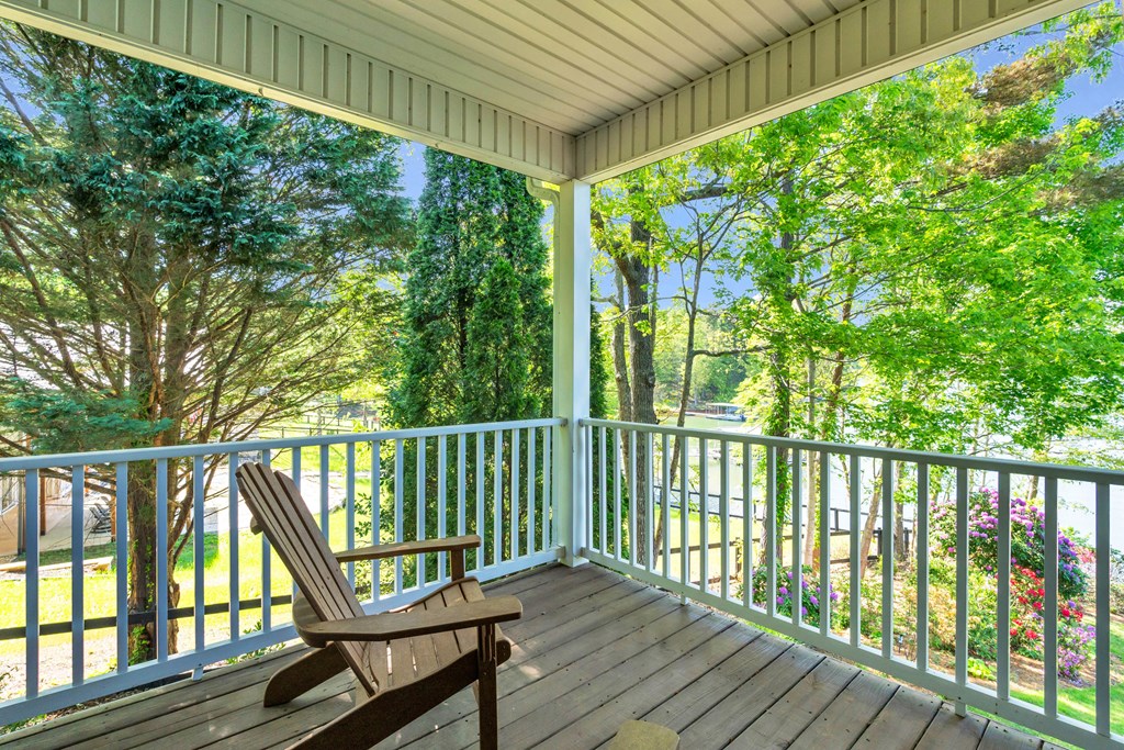 703 Cherokee Hill Road Hiawassee, GA 30546 - Photo 11 of 23 a view of a wooden deck
