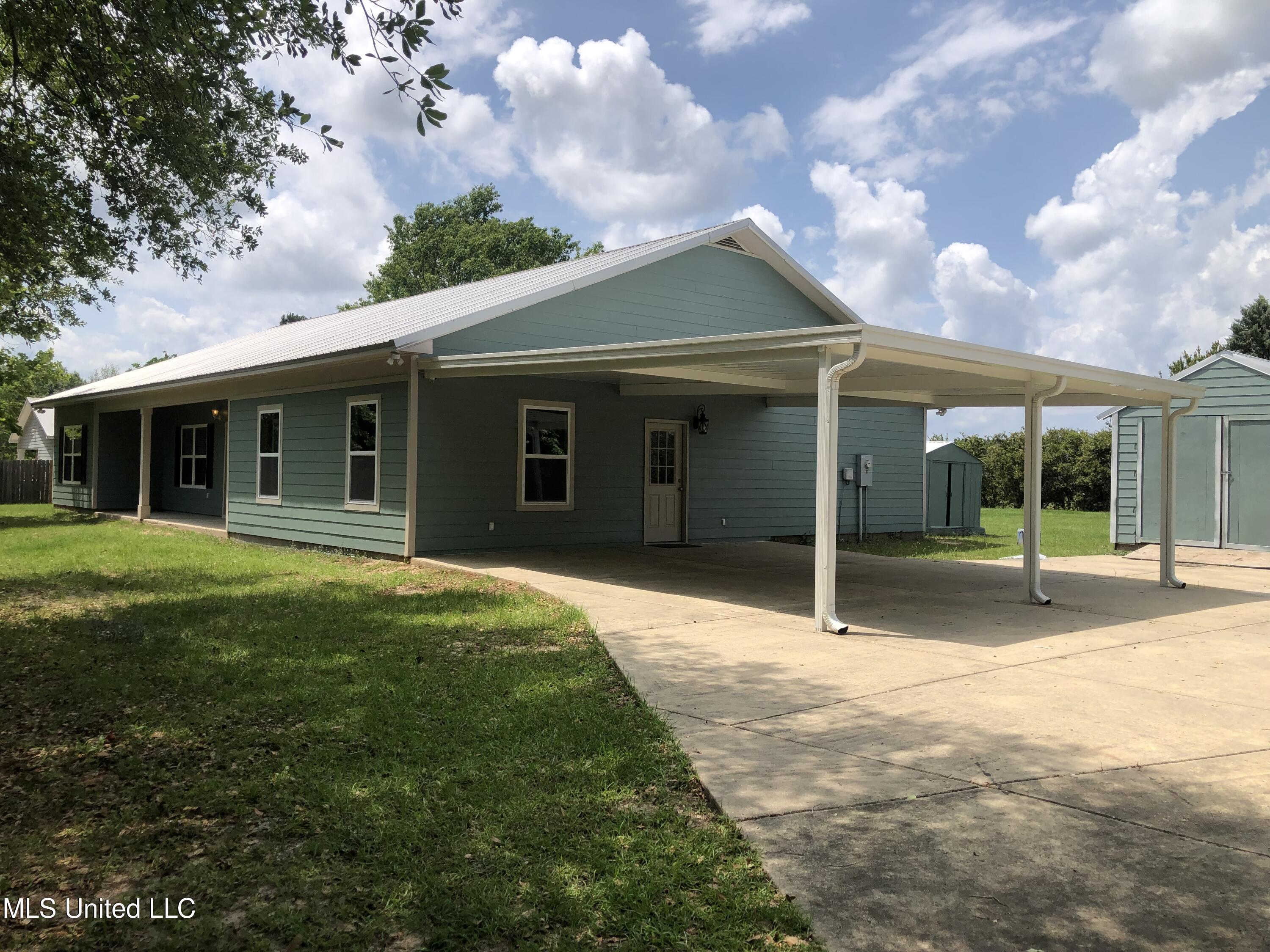 21949 Slider Road Moss Point, MS 39562 - Photo 44 of 59 IMG_2120