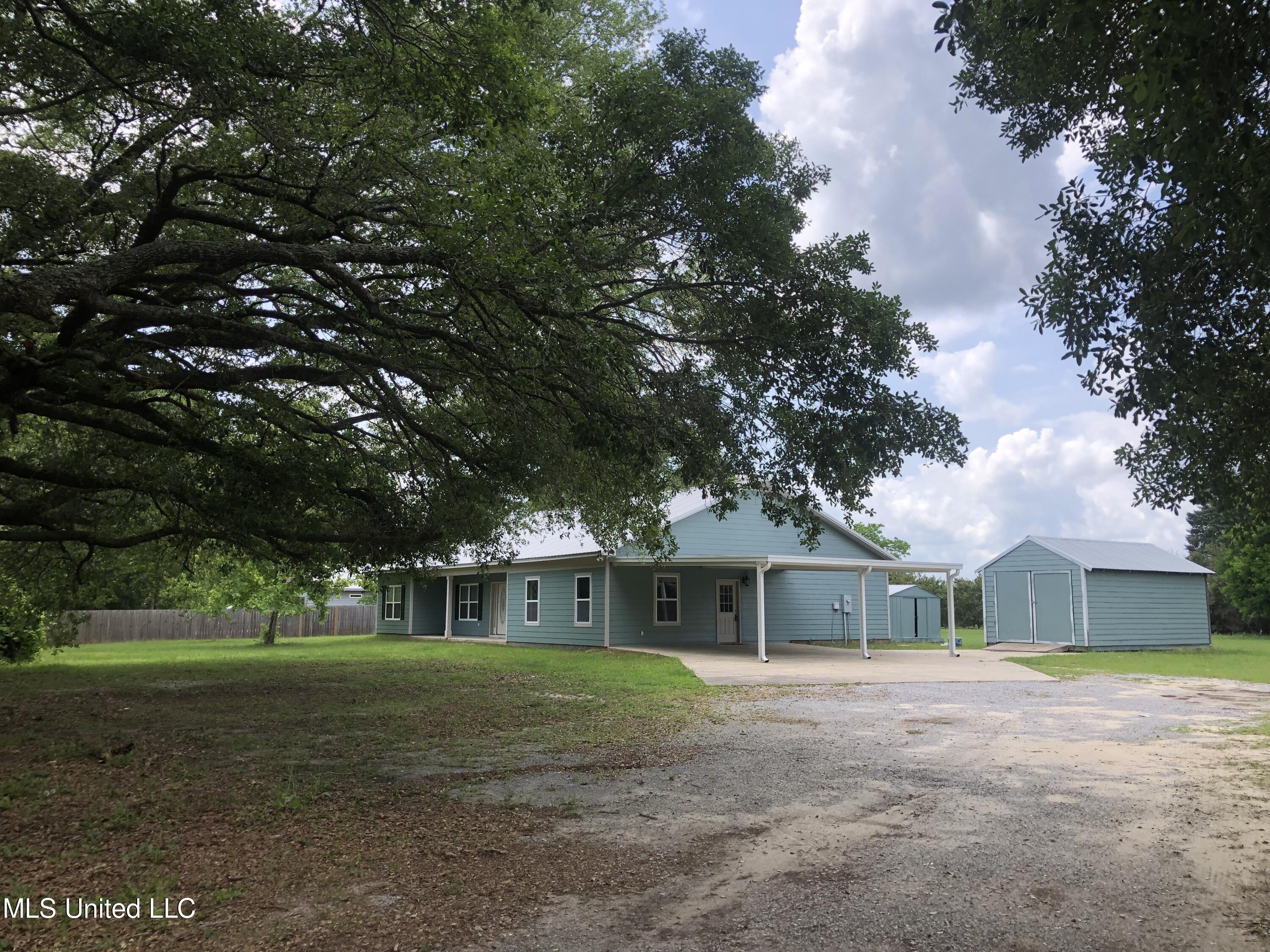 21949 Slider Road Moss Point, MS 39562 - Photo 52 of 59 IMG_2197