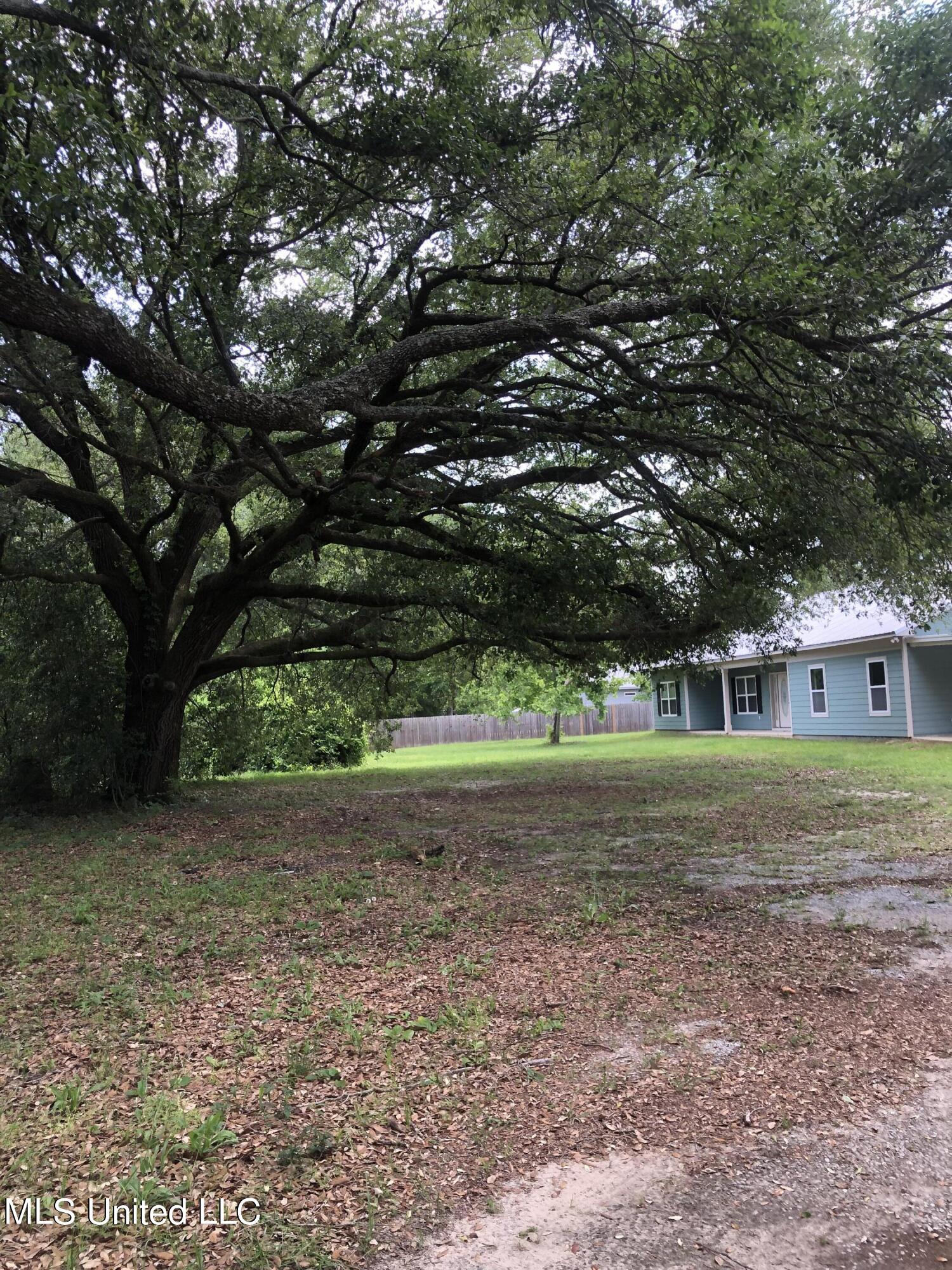 21949 Slider Road Moss Point, MS 39562 - Photo 53 of 59 IMG_2200