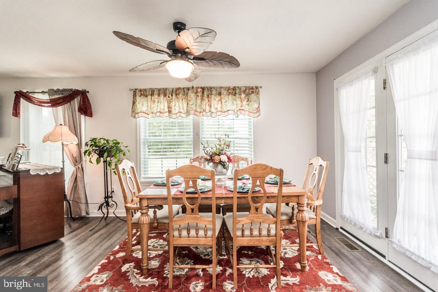 279 Doe Run Road Inwood, WV 25428 - Photo 8 of 24 Dining Area